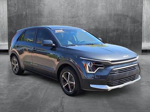 2024 Kia Niro LX