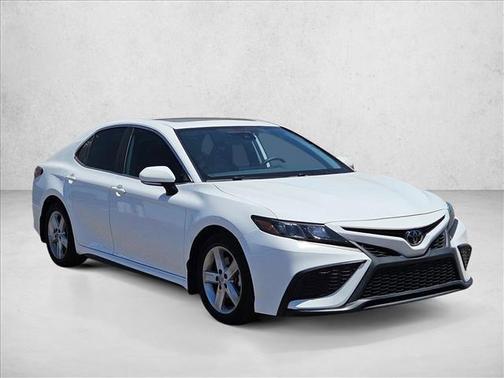 Super White 2021 Toyota Camry SE