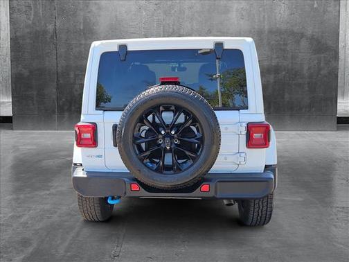 2022 Jeep Wrangler Unlimited 4xe Sahara