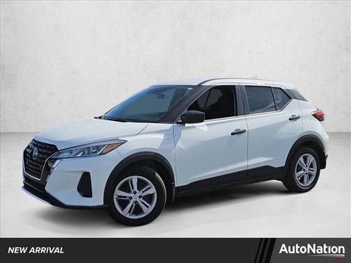 2024 Nissan Kicks S