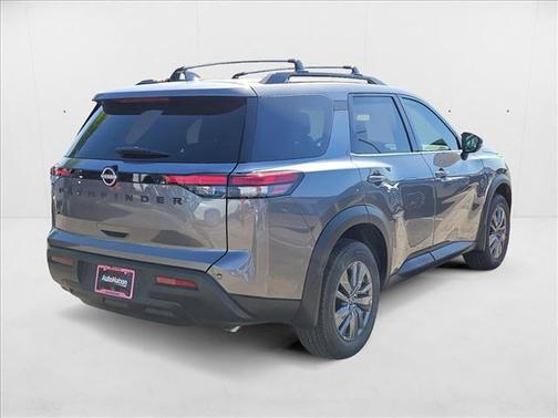 2025 Nissan Pathfinder SV FWD