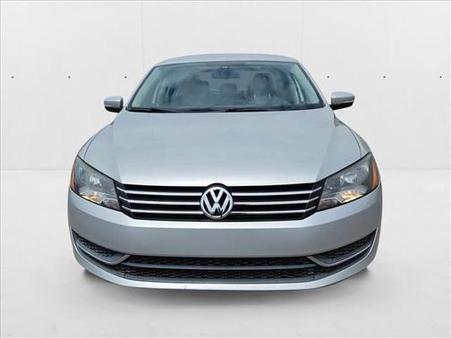 2014 Volkswagen Passat 1.8T Auto SE