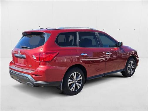 2017 Nissan Pathfinder SV
