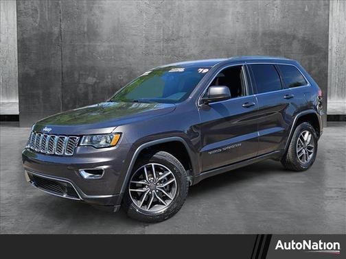 2019 Jeep Grand Cherokee Laredo