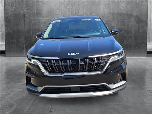 2023 Kia Carnival EX