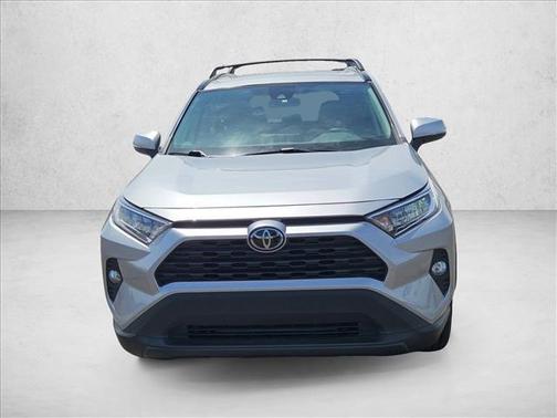 Silver Sky Metallic 2019 Toyota RAV4 XLE