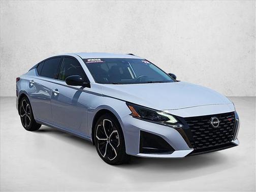 Gray Sky Pearl 2023 Nissan Altima SR FWD