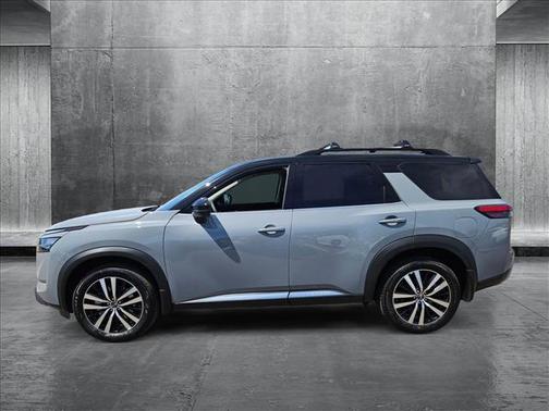 2025 Nissan Pathfinder Platinum 4WD
