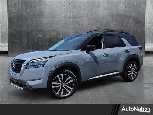 2025 Nissan Pathfinder Platinum 4WD