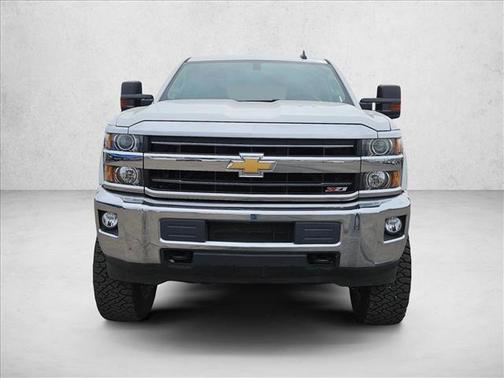 Summit White 2019 Chevrolet Silverado 2500 LT