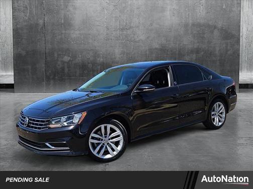2019 Volkswagen Passat 2.0T Wolfsburg Edition