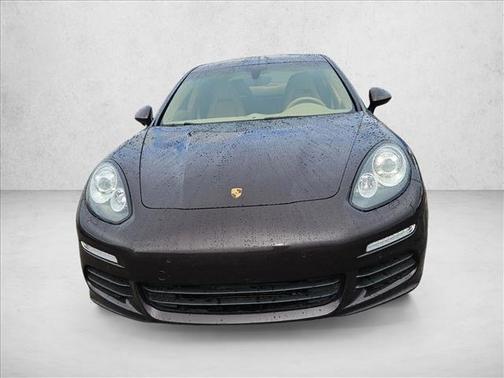 2016 Porsche Panamera 4