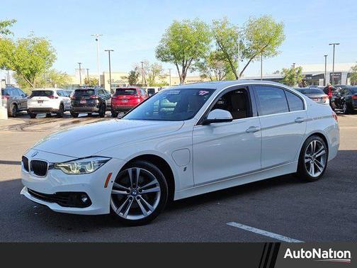 Alpine White 2017 BMW 330e iPerformance