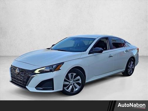 2025 Nissan Altima S FWD