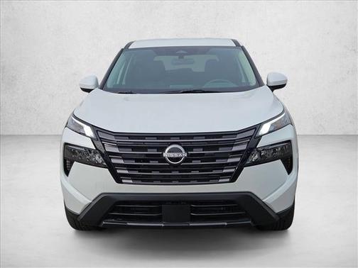 Everest White Pearl Tricoat 2026 Nissan Rogue SV