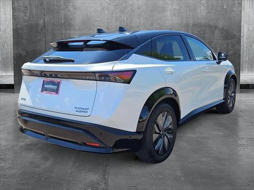 2025 Nissan ARIYA PLATINUM+