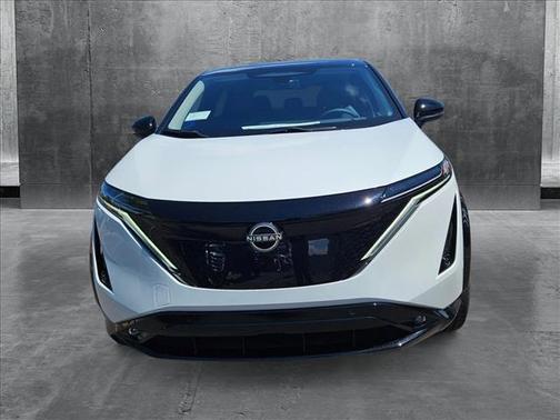 2025 Nissan ARIYA PLATINUM+
