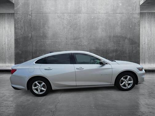 2017 Chevrolet Malibu 1LS