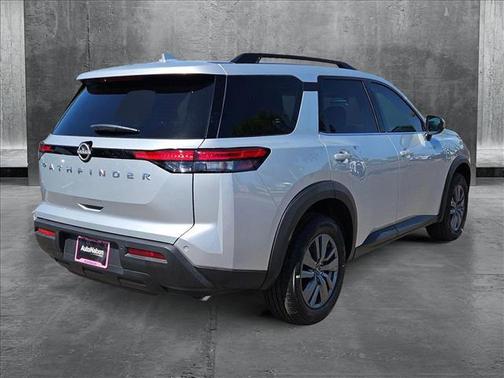 2025 Nissan Pathfinder SV FWD