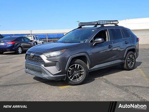 2020 Toyota RAV4 LE