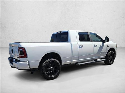 2024 RAM 2500 Laramie Crew Cab 4x4 6'4' Box