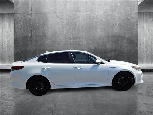 2018 Kia Optima S