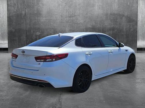 2018 Kia Optima S