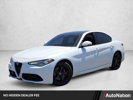 Trofeo White Tri-Coat 2019 Alfa Romeo Giulia Ti Sport