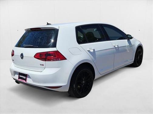 2017 Volkswagen Golf TSI S 4-Door