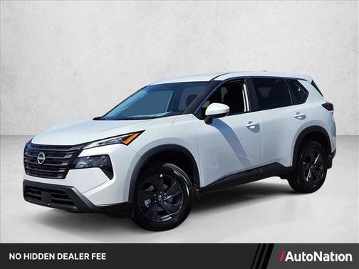 Everest White Pearl Tricoat 2026 Nissan Rogue SV