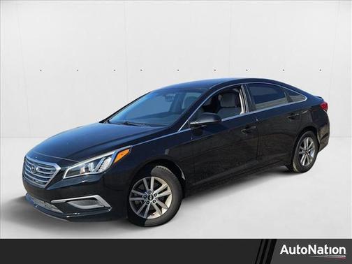 2017 Hyundai SONATA SE