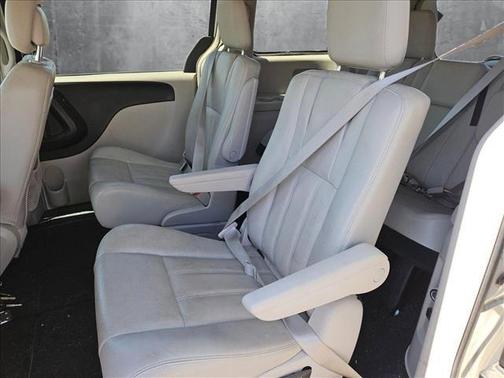 2012 Chrysler Town & Country Touring