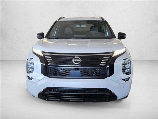 Alpine Frost 2026 Nissan Rogue Platinum