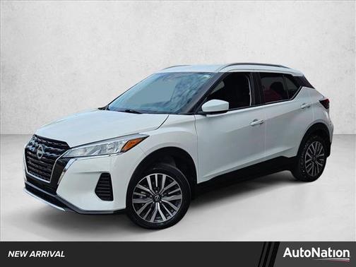 2023 Nissan Kicks SV