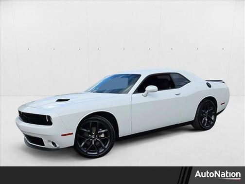 2022 Dodge Challenger SXT