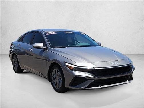 Fluid Metal 2024 Hyundai ELANTRA SEL