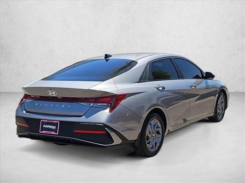 Fluid Metal 2024 Hyundai ELANTRA SEL