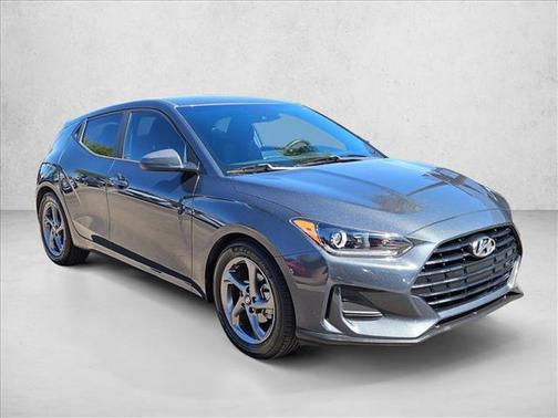 2019 Hyundai Veloster 2
