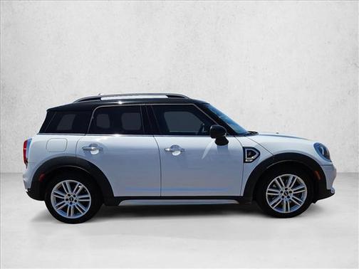 Light White 2019 MINI Countryman Cooper S