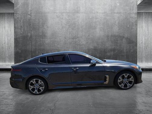 2021 Kia Stinger GT-Line