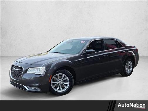 2016 Chrysler 300 Limited