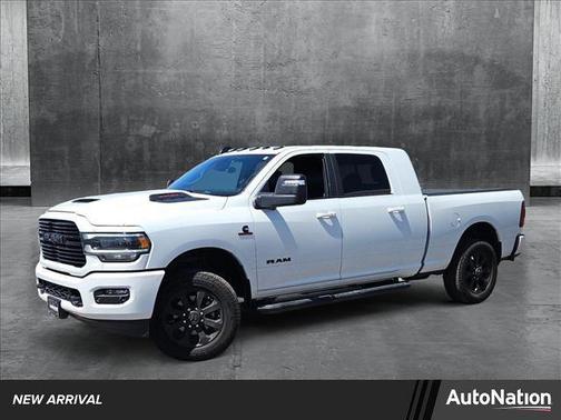 2024 RAM 2500 Laramie Crew Cab 4x4 6'4' Box