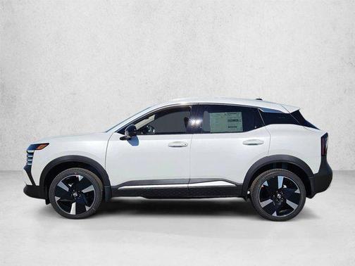Aspen White Tricoat 2026 Nissan Kicks SR