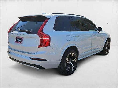2022 Volvo XC90 Recharge Plug-In Hybrid T8 R-Design 7 Passenger