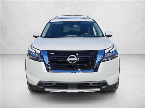2025 Nissan Pathfinder Platinum FWD