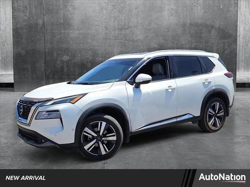 2022 Nissan Rogue SL