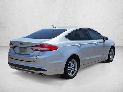 Ingot Silver Metallic 2018 Ford Fusion Hybrid SE