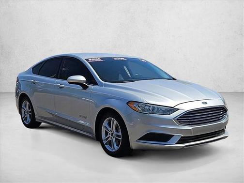 Ingot Silver Metallic 2018 Ford Fusion Hybrid SE