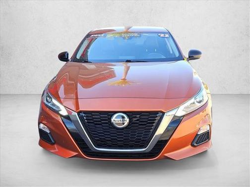 2022 Nissan Altima SR FWD