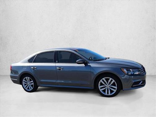 2019 Volkswagen Passat 2.0T Wolfsburg Edition